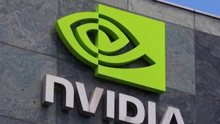 엔비디아, 데이터센터에 공격 투자...월가는 낙관론에 제동